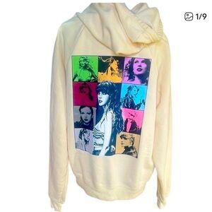 Taylor Swift, the Eras tour sweatshirt large/XL